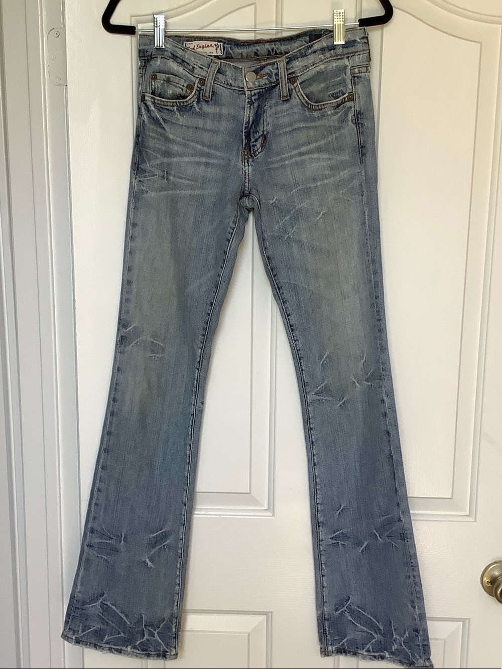 Red Engine vintage Y2K jeans. Size 26.
